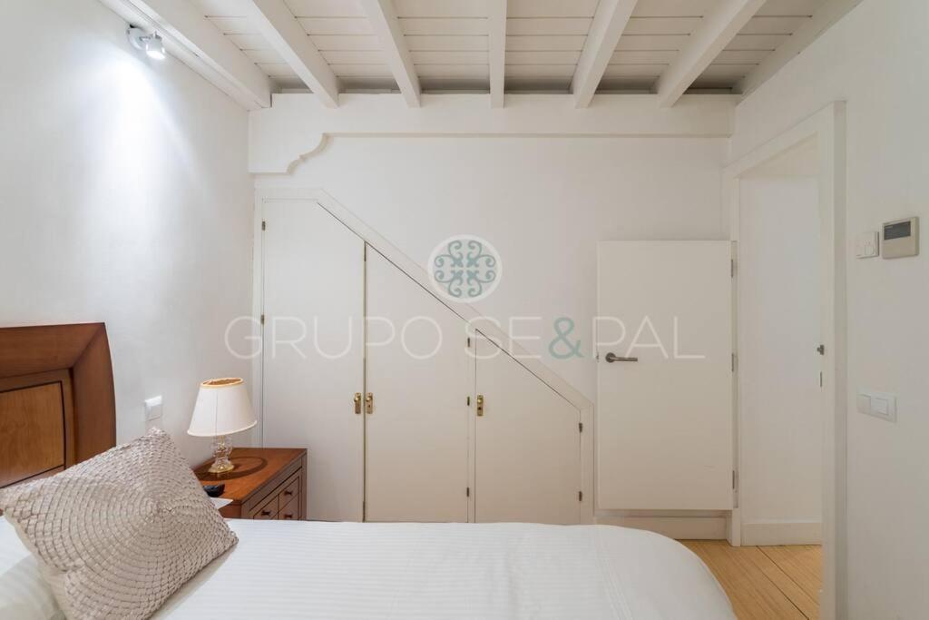 Ferienhaus Ad10 Full House Near Cathedral By Antonia Diaz Street
