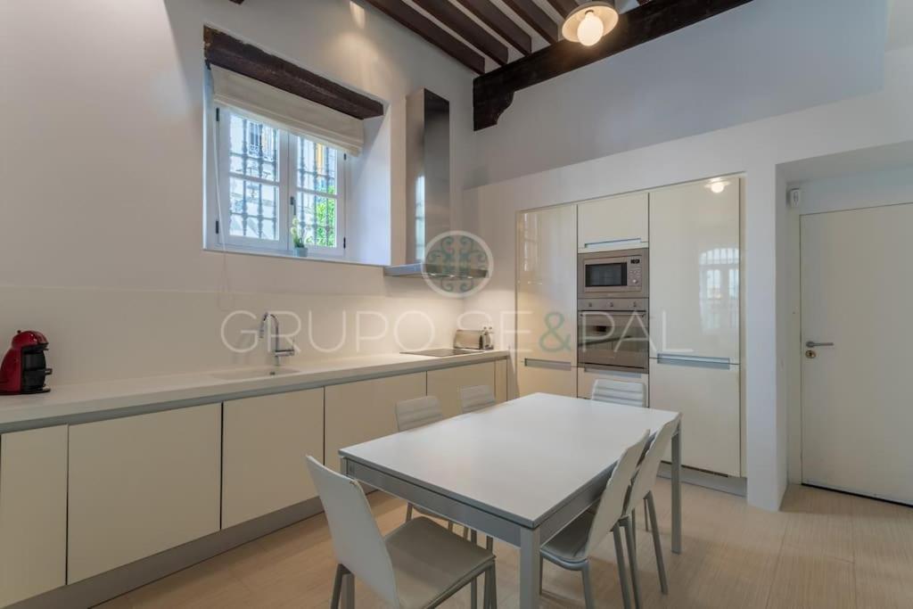 Ad10 Full House Near Cathedral By Antonia Diaz Street Ferienhaus Sevilla